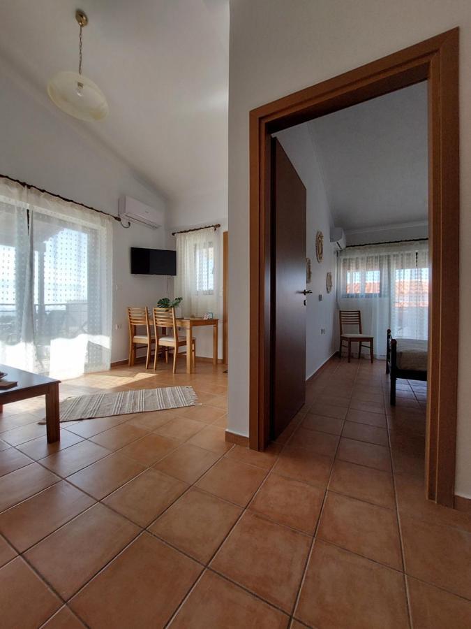 El Verde Apartments Скала Экстерьер фото